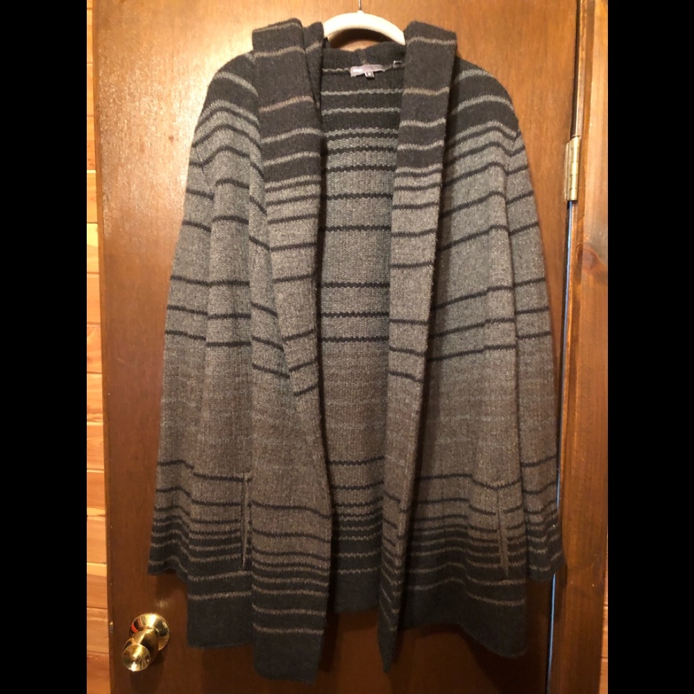 Vince heavy wool hooded sweater size medium